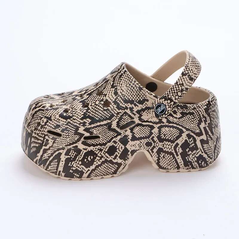 Wedge Heels Leopard Thick Bottom Clogs For Women Closed Toe Chunky Platform Sandals Woman Summer Super High Wedge Heel Slippers Female