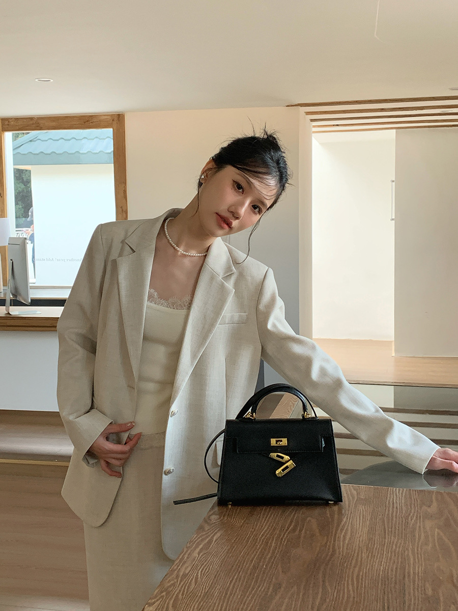 Y317Stylish Women's Loose-Fit Suit Jacket | Seasonal Lightweight French Suiting Ensemble