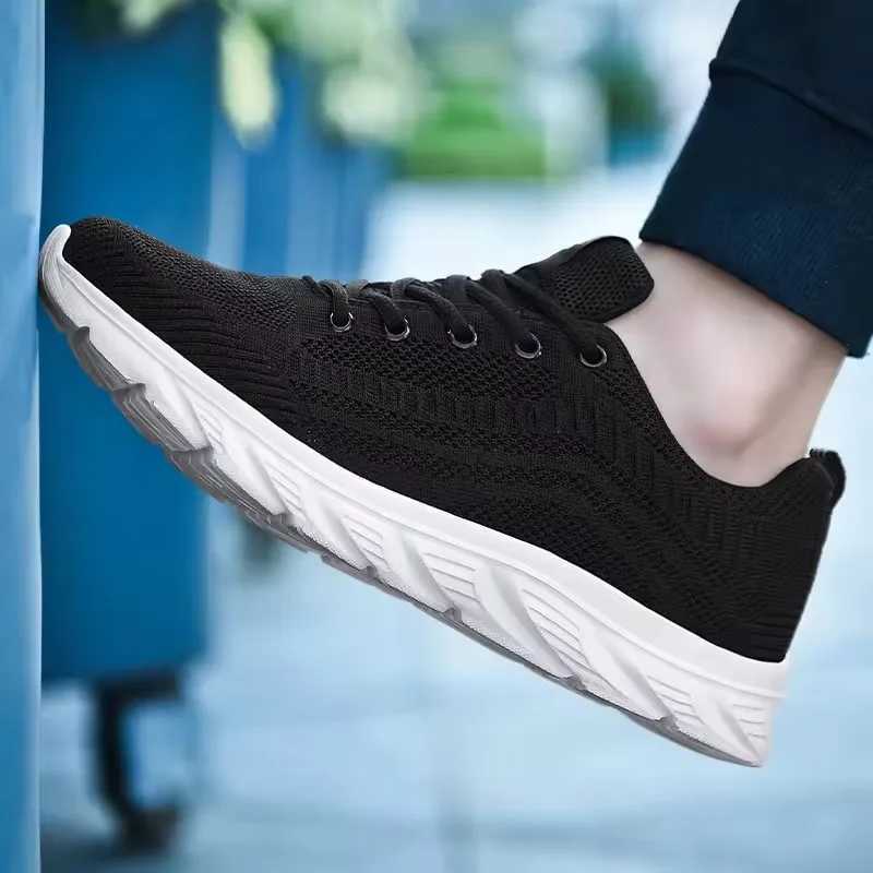 Sports Men Running Jogging Shoes Casual Sneakers Outdoor Lace Up Breathable Mesh Light Tennis Outdoor Walking Size 39-46W250320