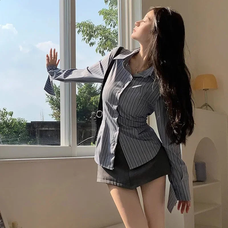 Blue Striped Long Sleeve Jacket for Women Spring and Autumn Sensual Nicheslims Smooth Silhouette 250314