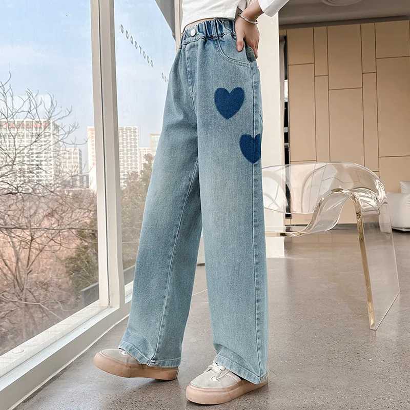 Fashion girl heart-shaped pattern jeans spring children wide leg Trouser childrens casual Korean version loose jeans 120-170cmT250326