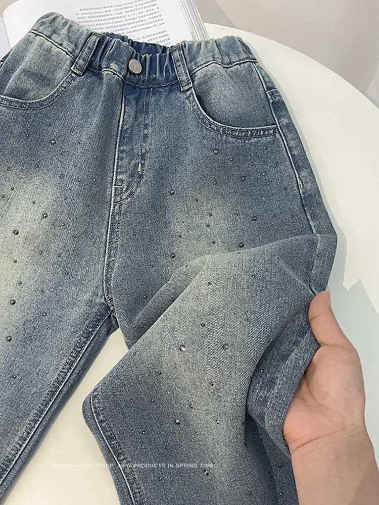 Girls hot print jeans spring/summer new style childrens loose straight leg pants Korean version girls wide leg pantsT2502320