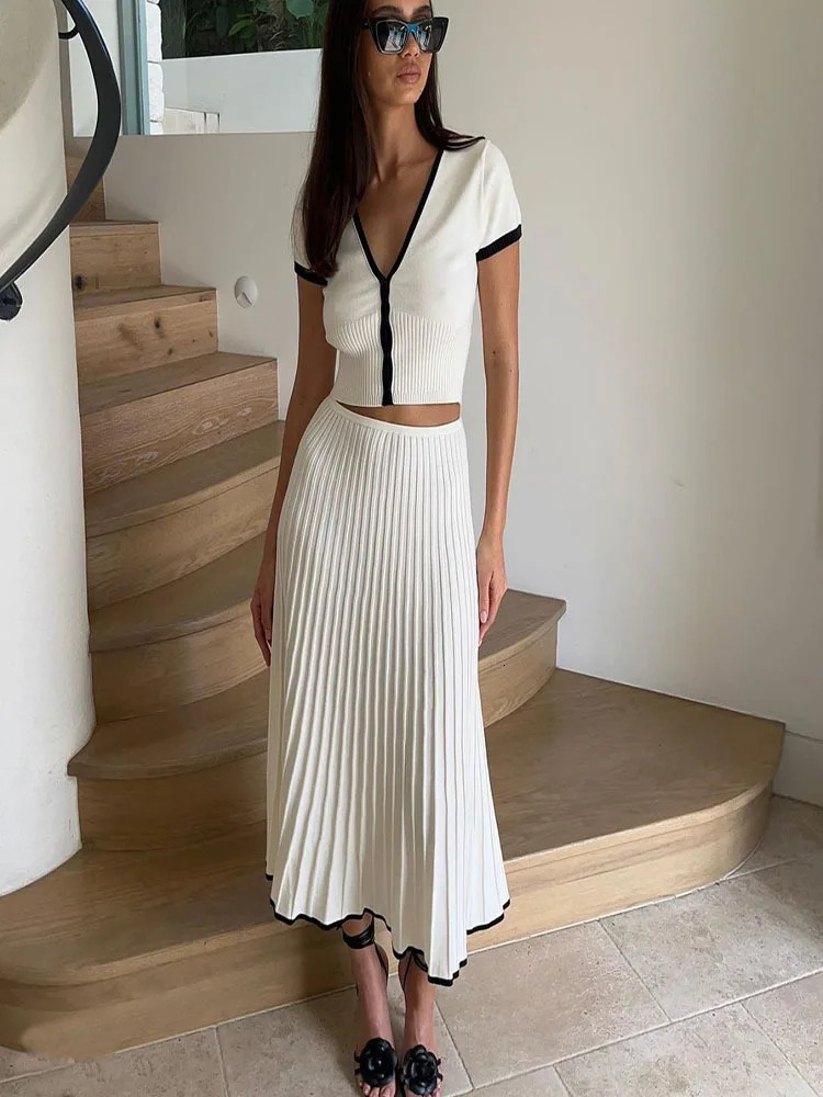 2024 Summer Women White long Skirt Suit Short Sleeve Vneck crop top pleated set elegant dress 2 piece skirt Plus Size S3XL 250320