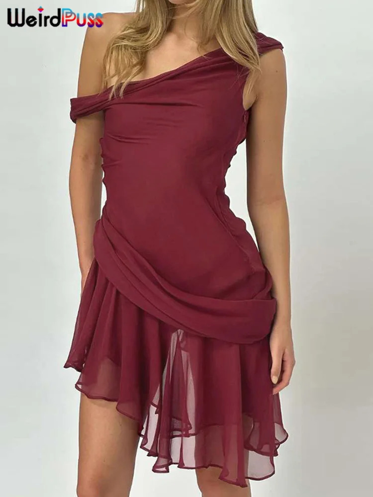 Weird Puss Inclined Shoulder Dress Woman Summer Sexy Patchwork Ruffles Irregular Hem Solid Tierred Drawstring Skinny Bodycon 250320