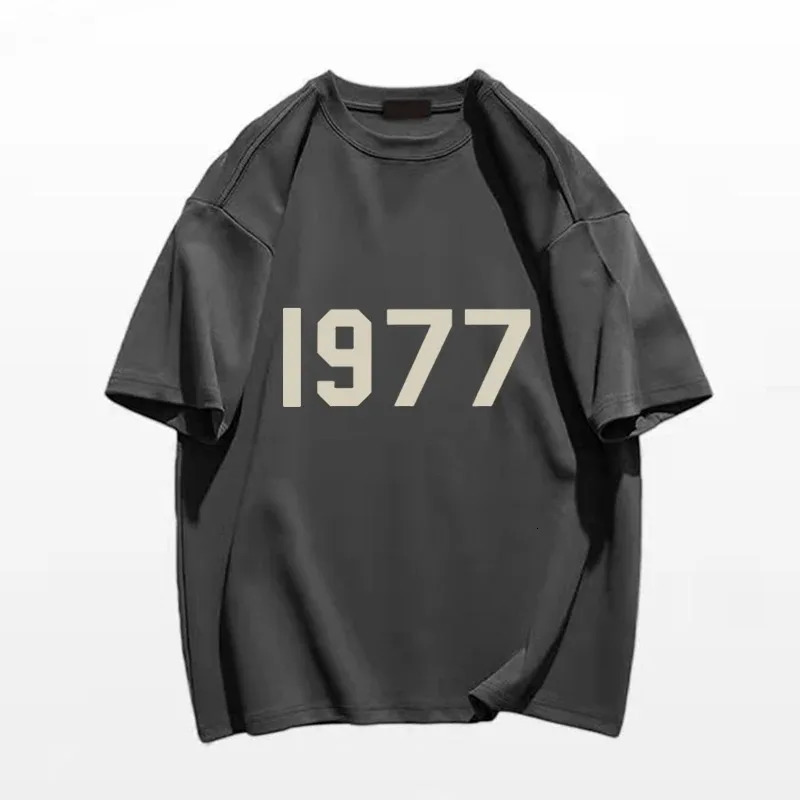 Korean 1977 mens cotton Tshirt fashion y largesized casual printed short sleeved summer top Crewneck graphic 250320