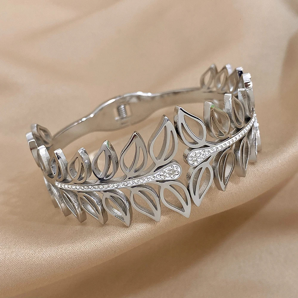 Greatera 316L Stainless Steel Hollow Leaves Cuff Bracelet Wide Bangles for Women Gold Plated Rhinestone Charm Bracelet Jewelry 250320