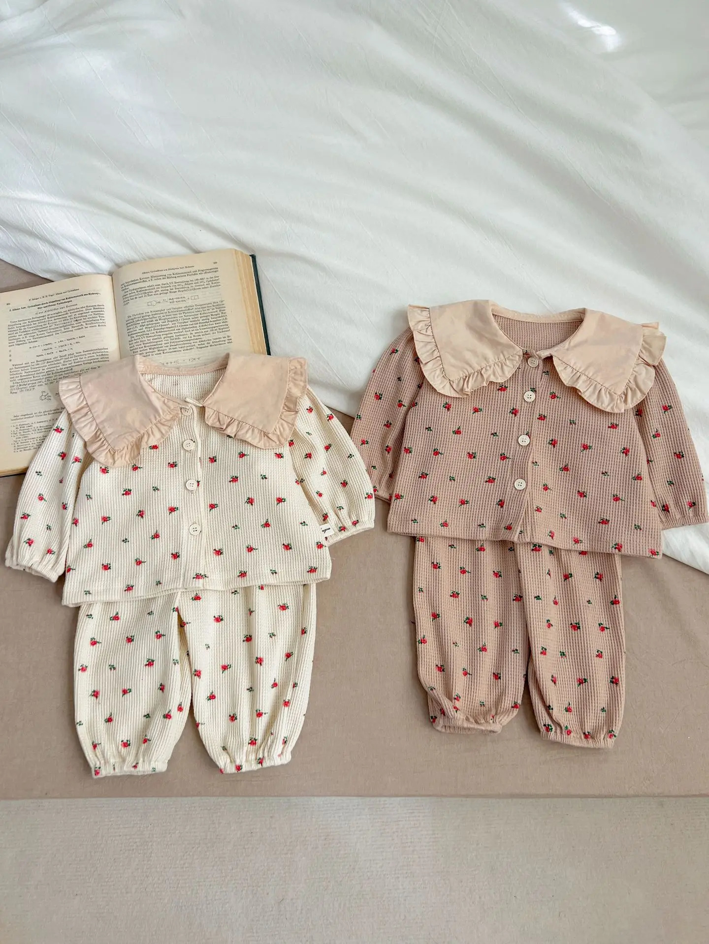 Spring Baby Girl Infant Korean Style Suit Printed Lapel Cute Floral Home Clothes Twopiece Set 250319