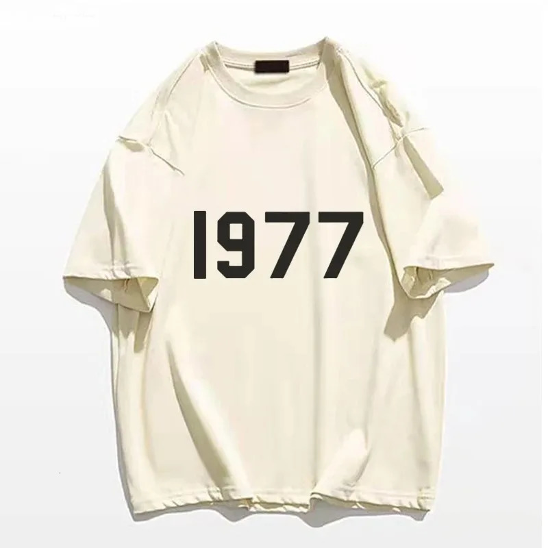 Korean 1977 mens cotton Tshirt fashion y largesized casual printed short sleeved summer top Crewneck graphic 250320