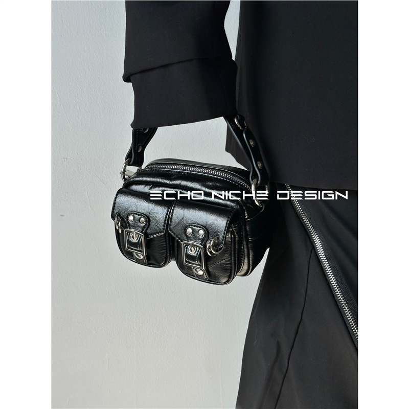 Autumn And Winter New Niche Design Functional Spicy Girl Dark Double Pocket Camera Small Square Single Shoulder Hand-Held Crossbody Bag