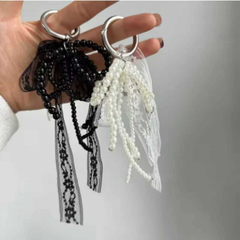 2025 Simulated Pearl Lace Bow Keychain Sweet Pearl Pendant Keychain Womens Handbag Keychain Exquisite DecorationXJ250319