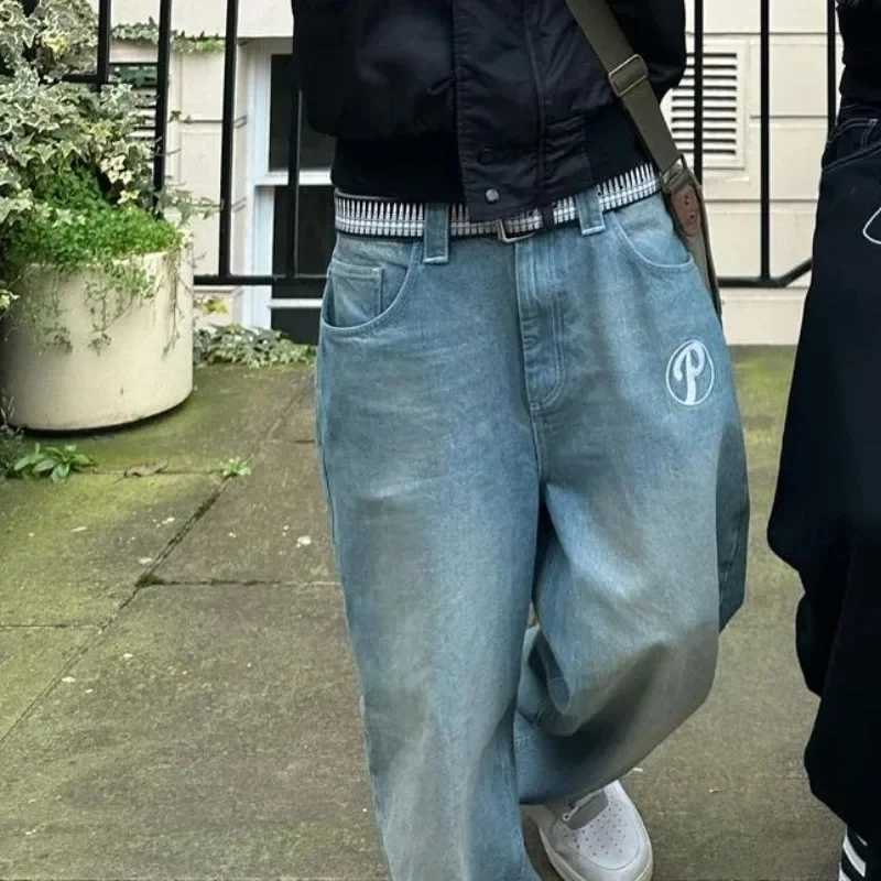 2023 New Retro Hip-Hop Print Jeans Loose Casual Wide-leg Jeans Mens Street Fashion Black High-Waisted Jeans Y2k Mens ClothingT250319