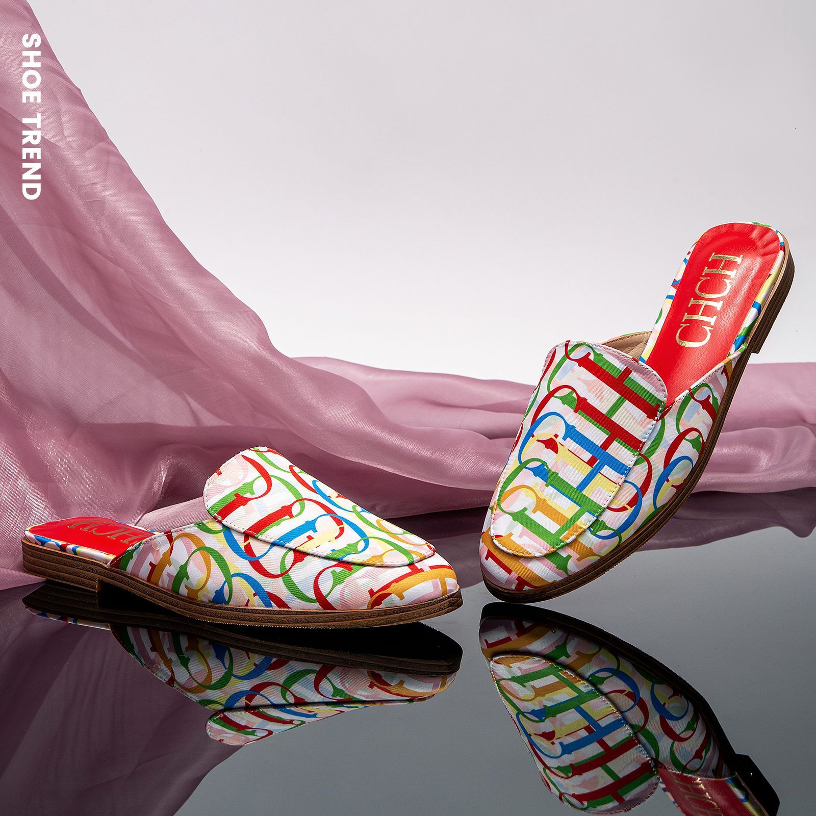 CHCH Classic Trendy Home With Letter Printing Fashion Slippers Outdoor Lightweight Women's Shoes