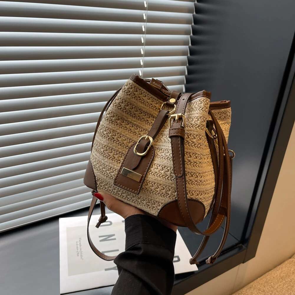 Women Bucket PU Ing Woven Straw Shoulder Bags Fashion Handmade Casual Elegant Simple Beach Bag Purse
