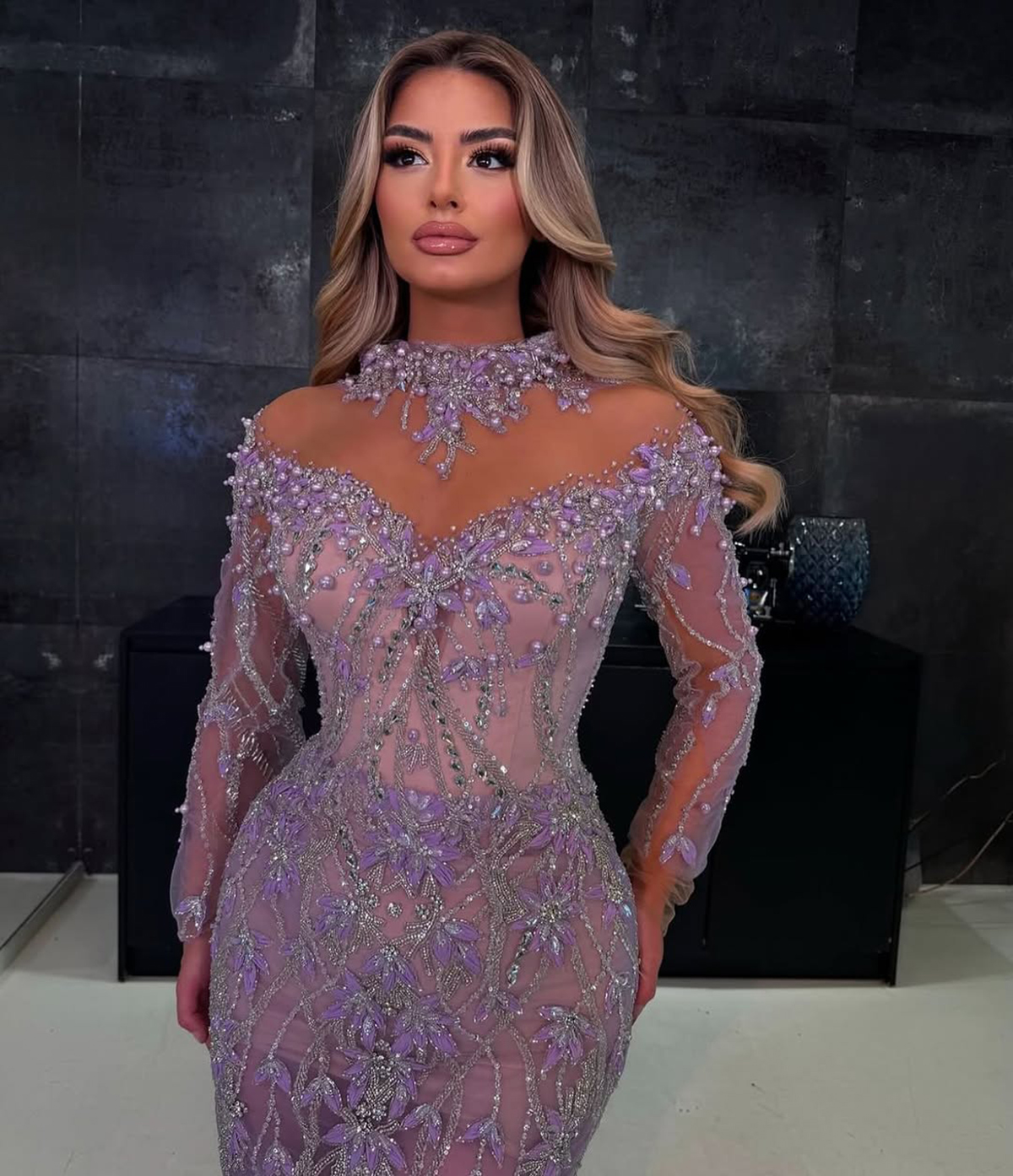 Exquisite Evening Dresses Pearls Beading Prom Gowns with Detachable Train Sequins Long Sleeves Customized Princess Sweep Train Party Dress Vestidos De