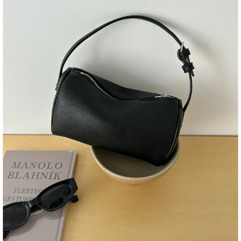 Advanced full grain leather cross body bag for women homeless womens cross body bag Minimalist mini pen holder bag Underarm bag 250318