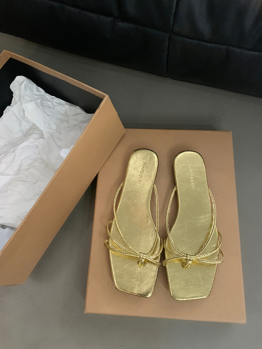 French Style Designer Slippers, Women's Sandal Outdoor Scatter Shoes, Wearing A Luxurious Feeling 2025 Summer New Silver Flat Slippers With Skirt