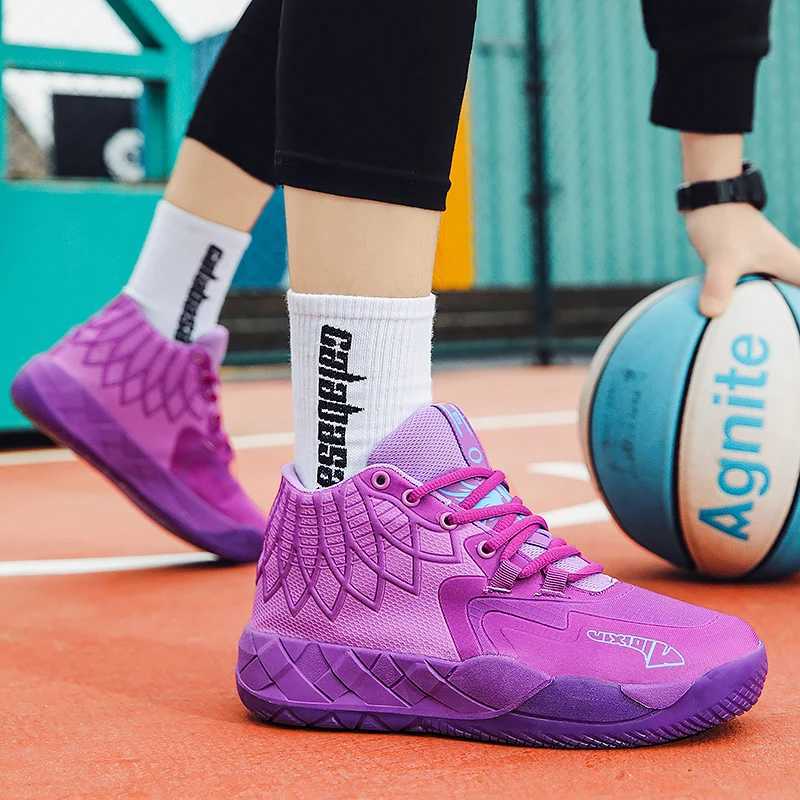 Fashionable mens and womens basketball shoes breathable sports shoes indoor main coach anti slip and wear-resistant high top sports shoesW250320