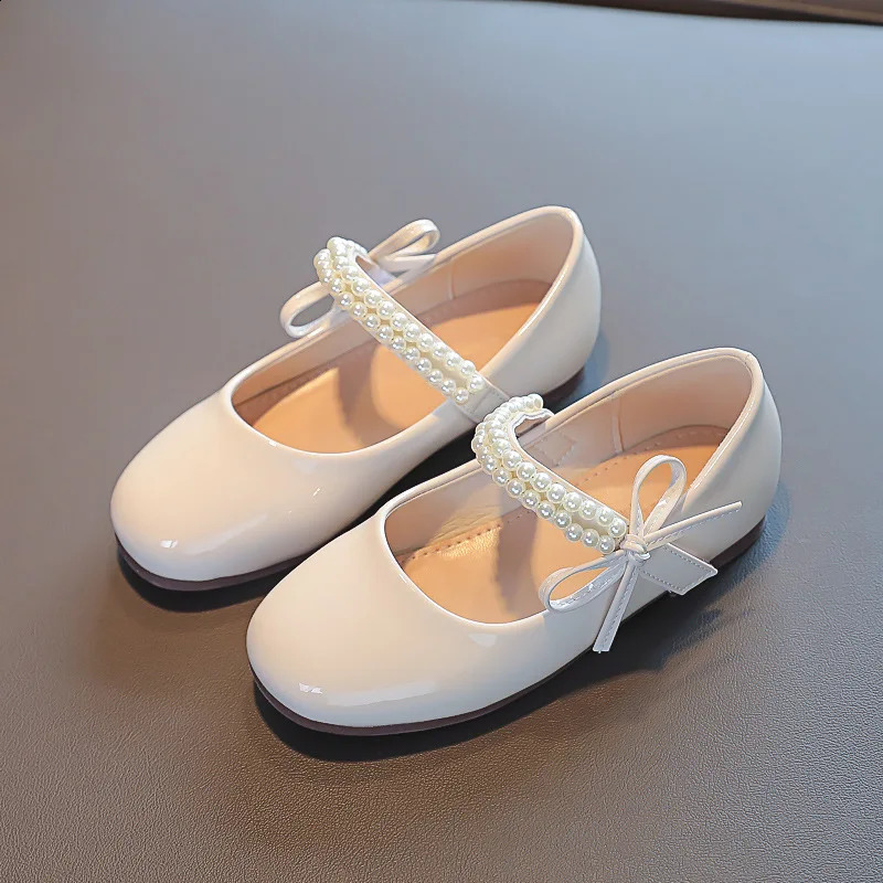 Fashion Bow Girl Princess Shoes 2025 Spring Childrens Leather Shoes Flat Bottom Anti Slip Baby Kids Casual Shoes 250319