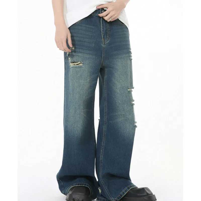 Mens Korean version of the new high street clean fit polished white masochistic wide leg fashion loose and casual jeans trendT250319