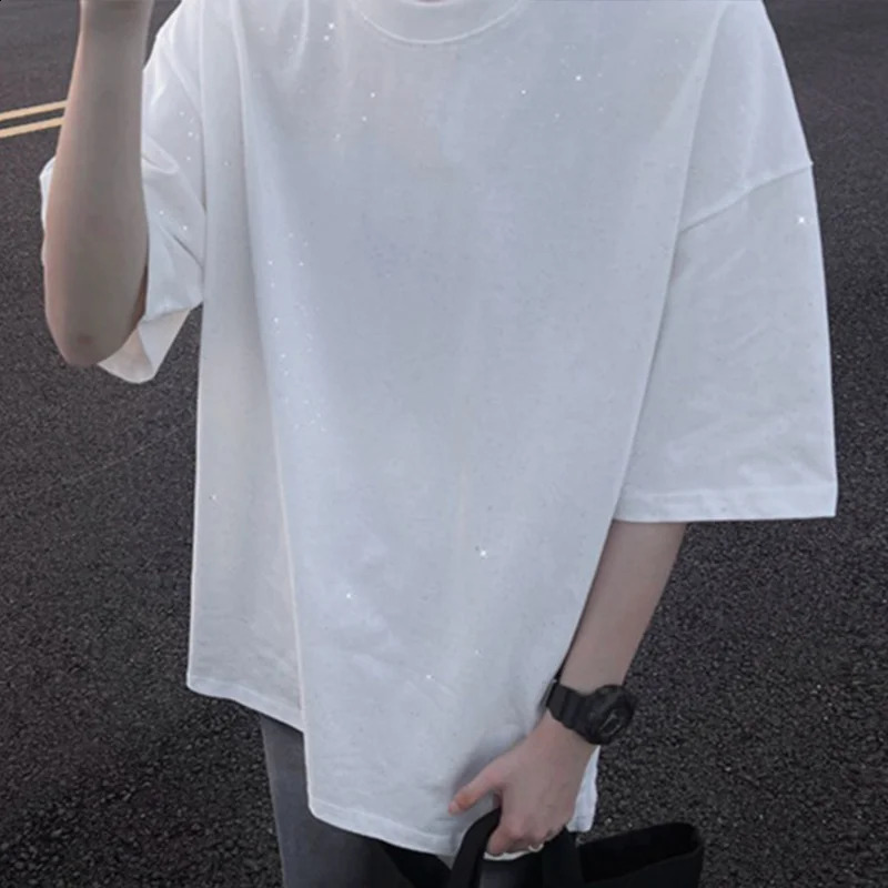 Summer Rhinestone Rivet T-shirt for Men Clothing Round Neck Casual T-shirt Fashion High Street 2025 Mens Summer Short Sleeves 250319