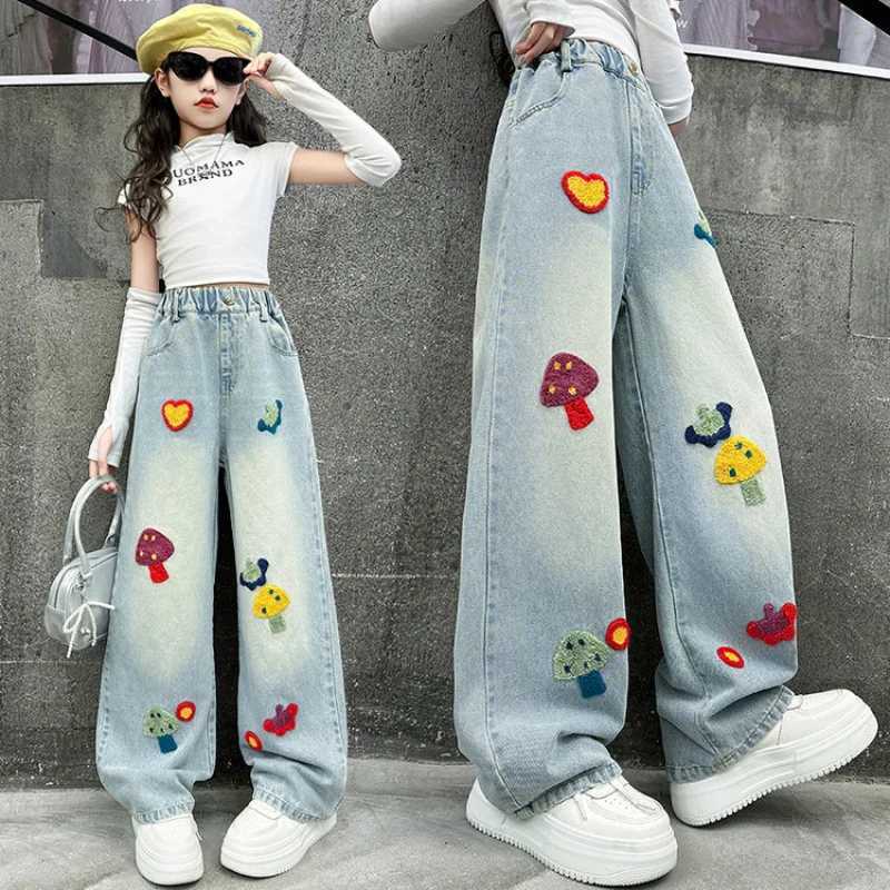 Teenage Girl Jeans Spring and Autumn 2025 Childrens Cute Mill Mushroom Embroidery Trouser Childrens Straight Leg Loose Wide Leg JeansT2502320