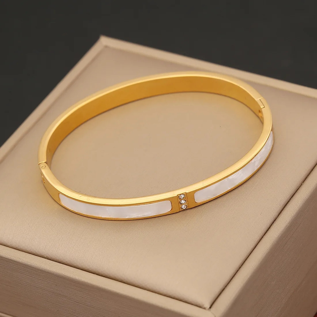 Waterproof Cubic Zircon Bangles Stainless Steel Bracelets Tarnish Free Jewelry for Women Factory Wholesales Customize 250320
