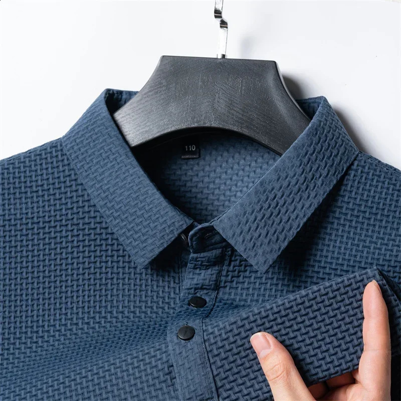 2025 Summer Mens Short Sleeve Tshirt Cool and Breathable POLO Shirt Business Casual Sweatabsorbing Top 250318