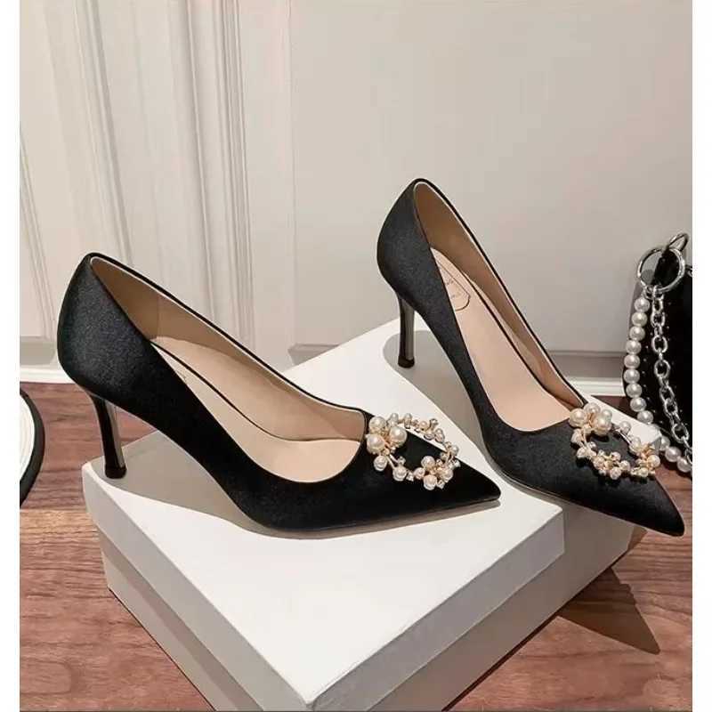 2025 Luxury White Red Black High Toe Pump Temperature Single Shoe Designer Bridal Maid Wedding Shoes Y250319