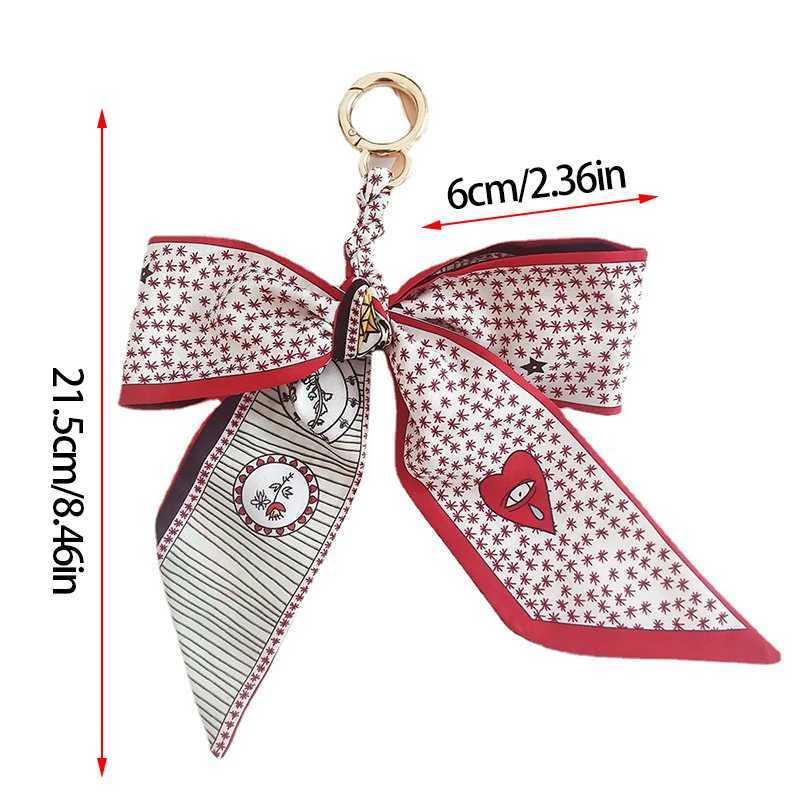 New Womens Soft Silk Scarf Keychain Womens Bag Ribbon Bow Pendant Fashion Car Keyring Bracket Charm Gift AccessoriesXJ250319