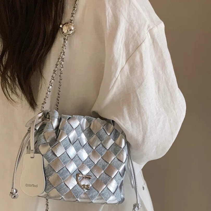 Nanfeng Chio2nd Wave Light Zero Island Water Bucket For Women In Summer, Unique Weaving Bag, Chain Strap, Single Cross Shoulder Small Bag