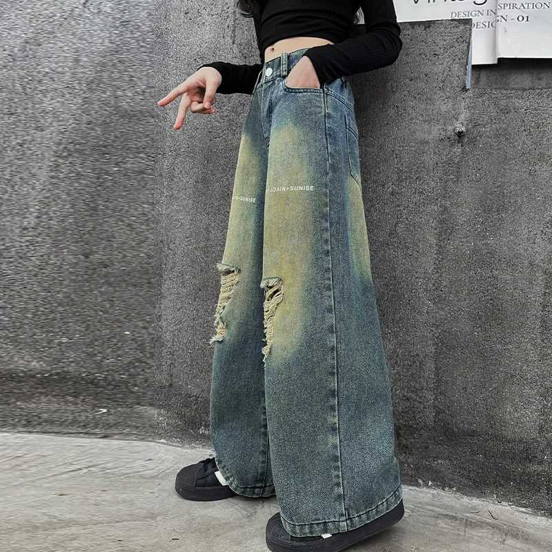 Childrens girls fashion straight pair cracked jeans with holes childrens distressed denim Trousers FOR teenage street style jeansT250326