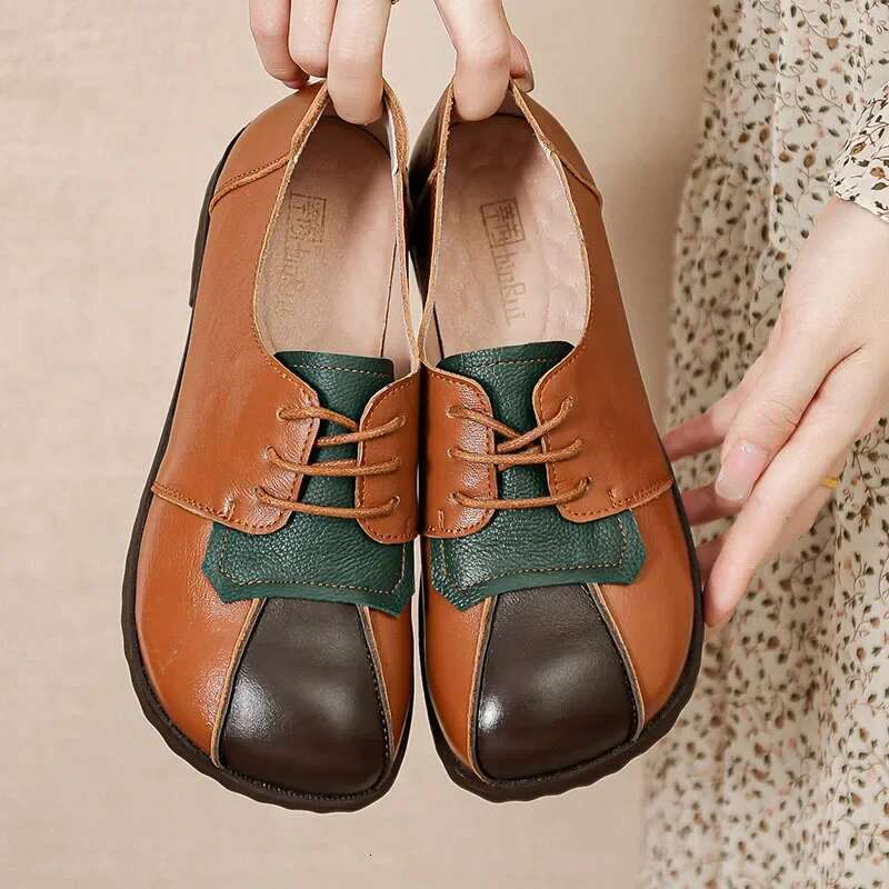 2025 With Box Designer shoes sneakers Women's boat shoes on flat sole of natural leather