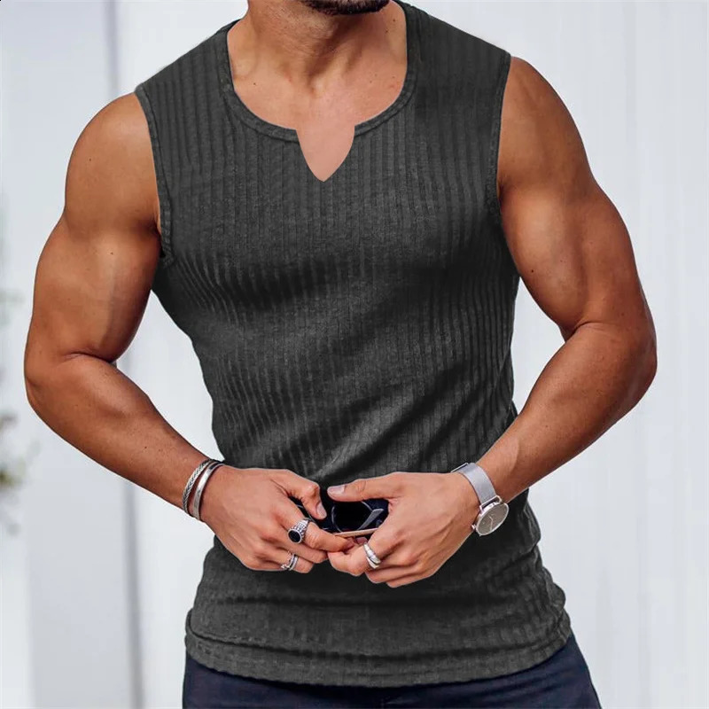 2024 Summer Vneck Tank Top Striped Gym Mens Fitness Sleeveless Shirt Sports Underwear Clothing Training 250319