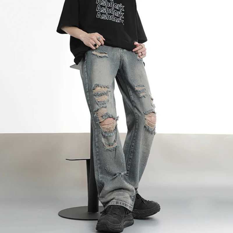 Mens Classic Baggy Straight Ripped Denim Pants Mens Fashion Cool Style Streetwear Jeans American Vintage Hip Pop Denim TrousersT250319