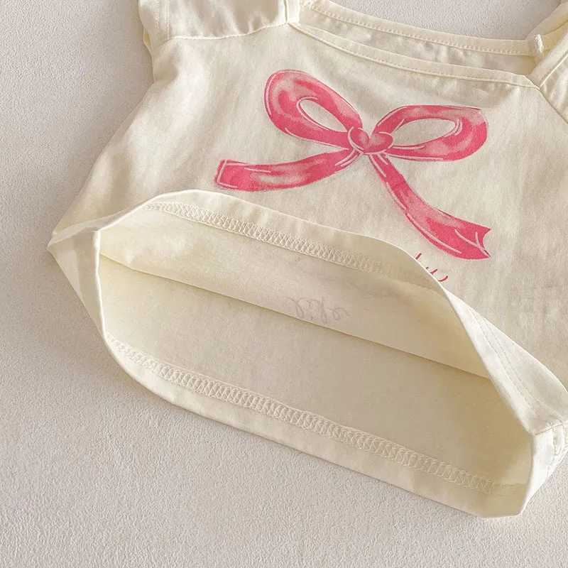 2025 Summer Girls Bow T-shirt Baby Clothing Childrens Fashion Letter Underwear Childrens Thin TopT250320