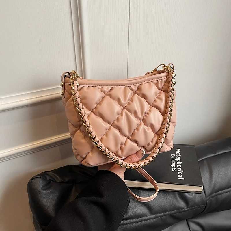 Classic design leather handbag womens shoulder bag ten font messenger bag luxurious elegant and popular Y250319