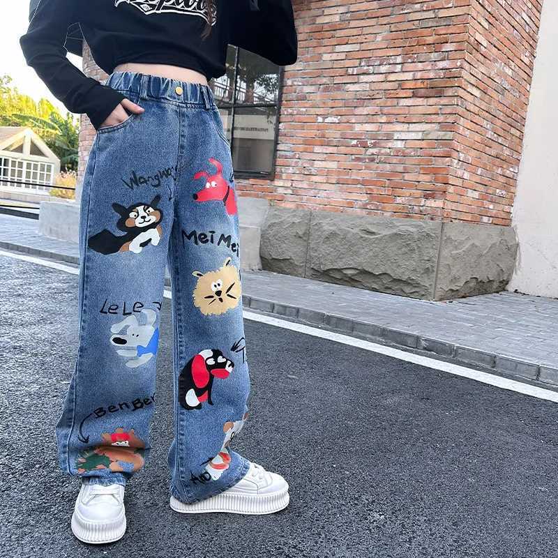 Teenage Girls Jeans New 2025 Cartoon Printed Elastic Middle Waist Loose Denim Trouser Spring Fashion Childrens Cute Wide Leg PantsT2502320