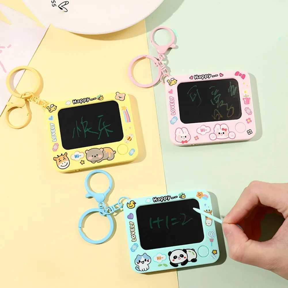 Creative mini graffiti board keychain one click cleaning DIY painting keychain student backpack pendantXJ250319