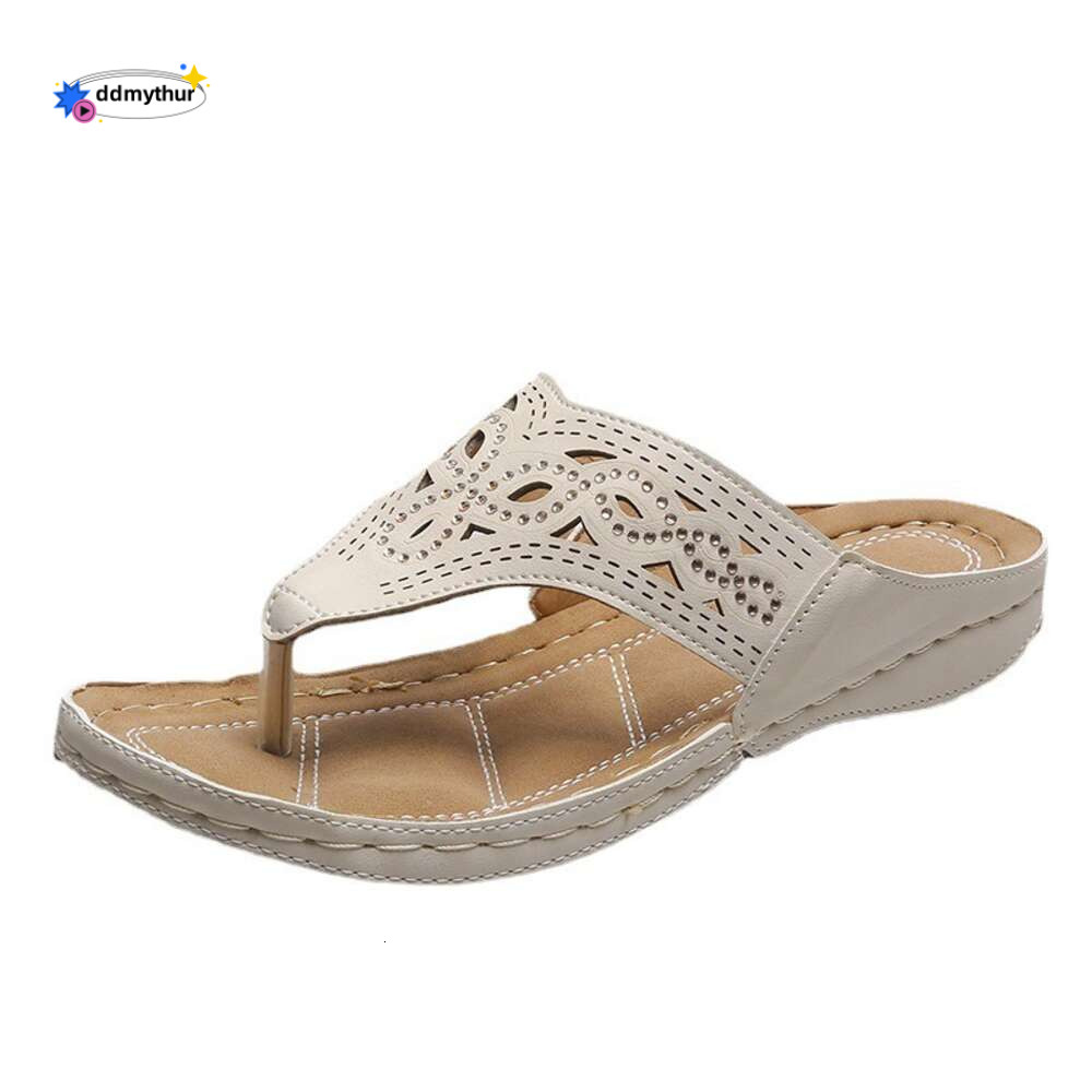 2024 oversized hollowed out rhinestone women's slippers with thick soles toe clips, low heels women, and sandals for women ddmythur