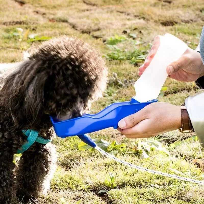 250ML/500mL dog outdoor kettle water dispenser portable cup water dispenser pet water dispenser Y250319
