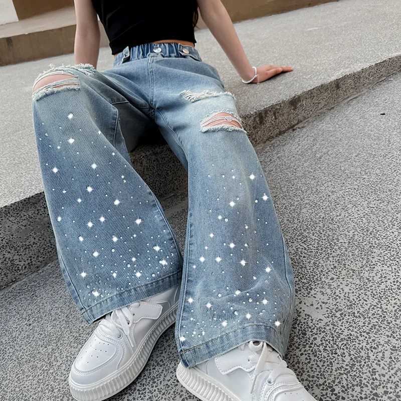 Girls jeans 2024 spring/summer childrens new Korean version perforated hot diamond denim wide leg pants fashionable and queer childrens pantsT2502320