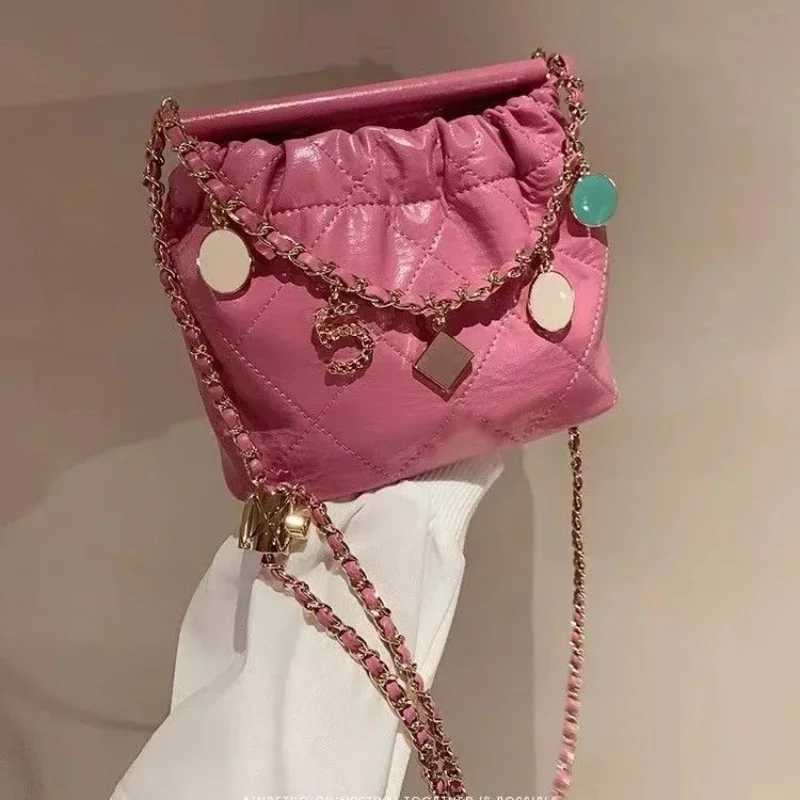 Fifth Avenue Bucket Bag New Summer Niche Premium Texture Small Bag Womens Single Shoulder Crossbody Bag women bag Bucket Y250319