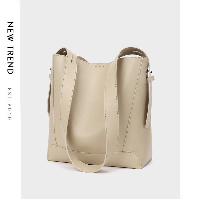 Women S Diagonal Cross Versatile Leather Shoulder Bag Large Capacity Commuting Bucket Bag Shoulder Bags
