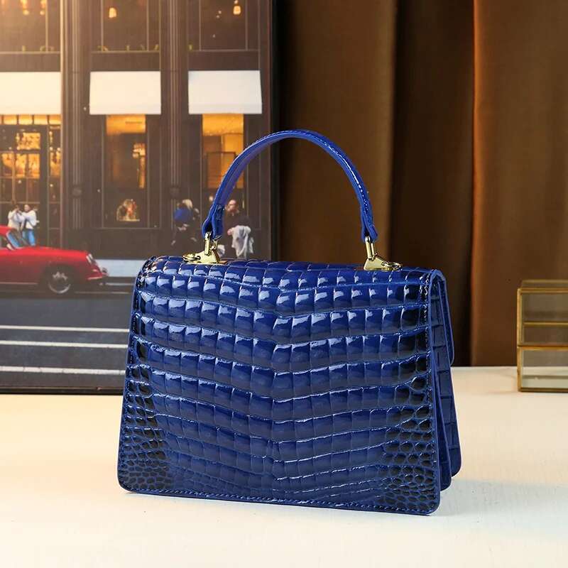 New Women's Fashionable Arch Bead Small Square Bag, Versatile Daily Handbag, Atmospheric Business Commuting Shoulder Crossbody