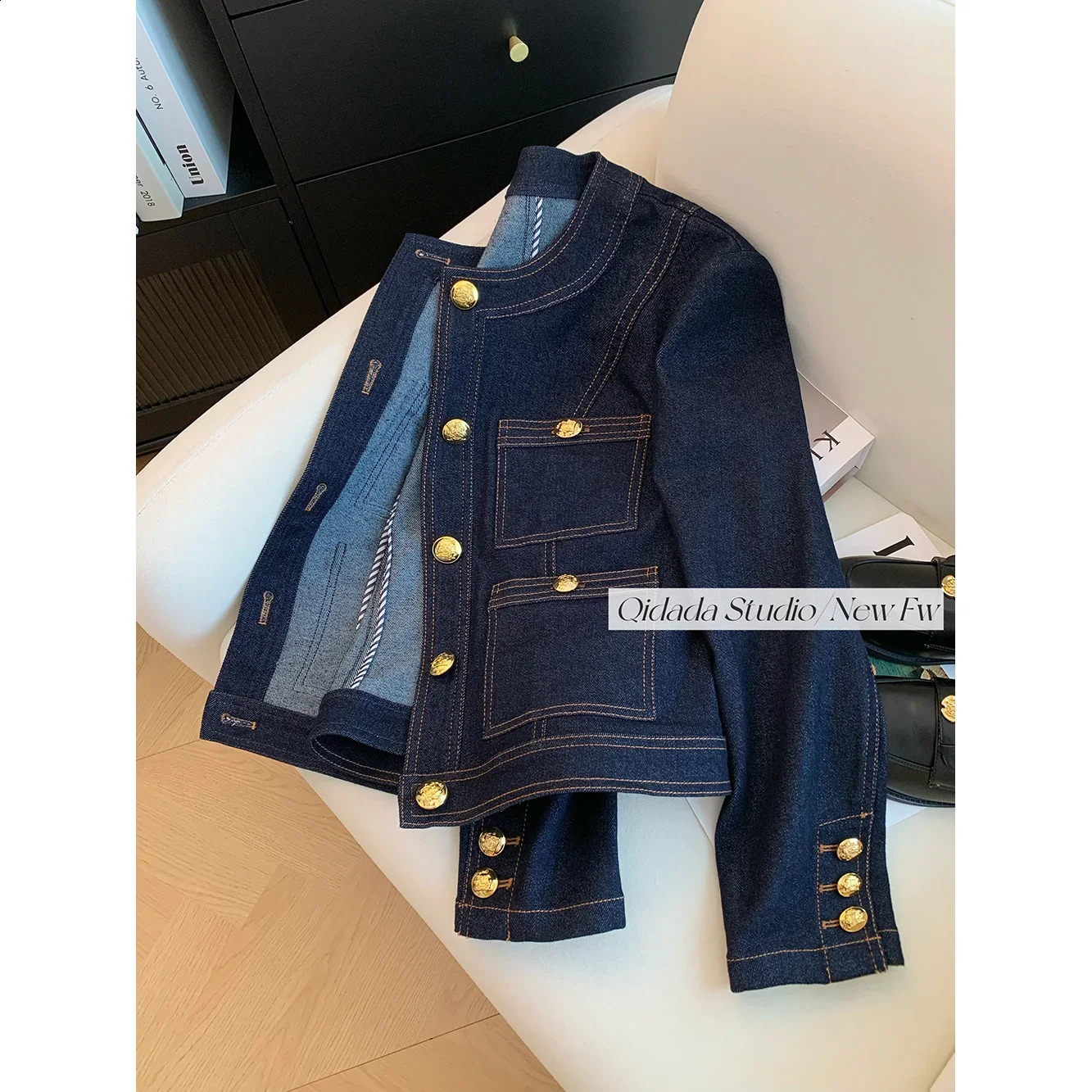 Blue round neck classic style denim jacket womens clothing spring/summer high-end short sleeved retro loose temperature 250317