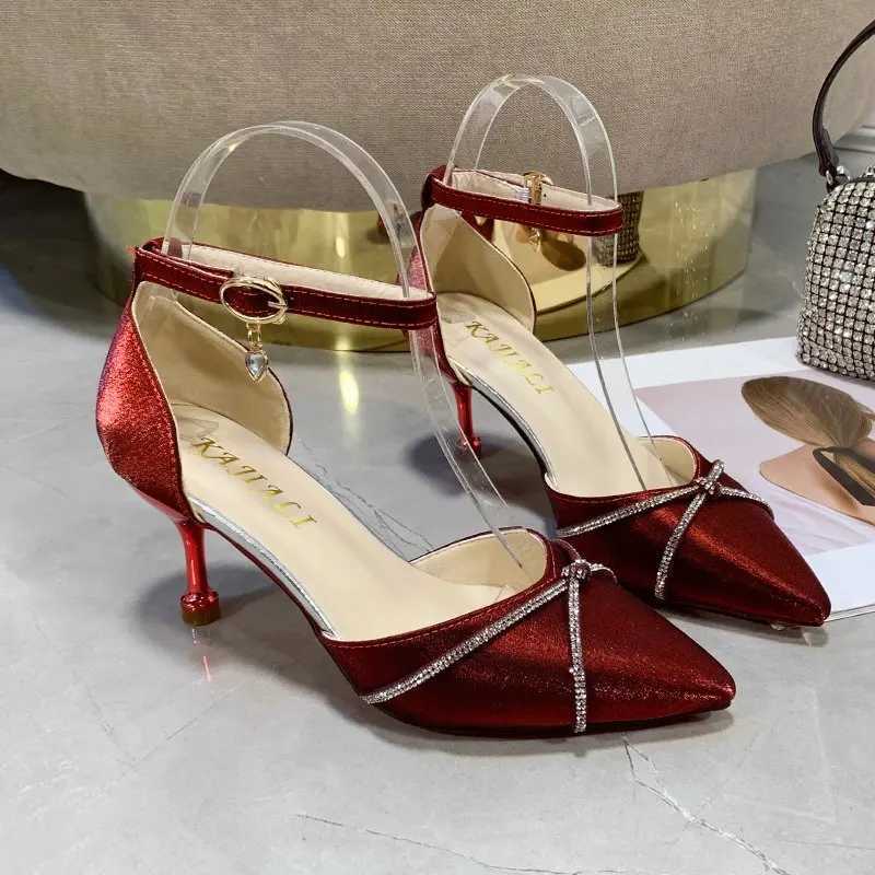 Red satin wedding shoes spring new pointy-ed rhinobas e-word buckle hollow wens single shoes stiletto h Y250319
