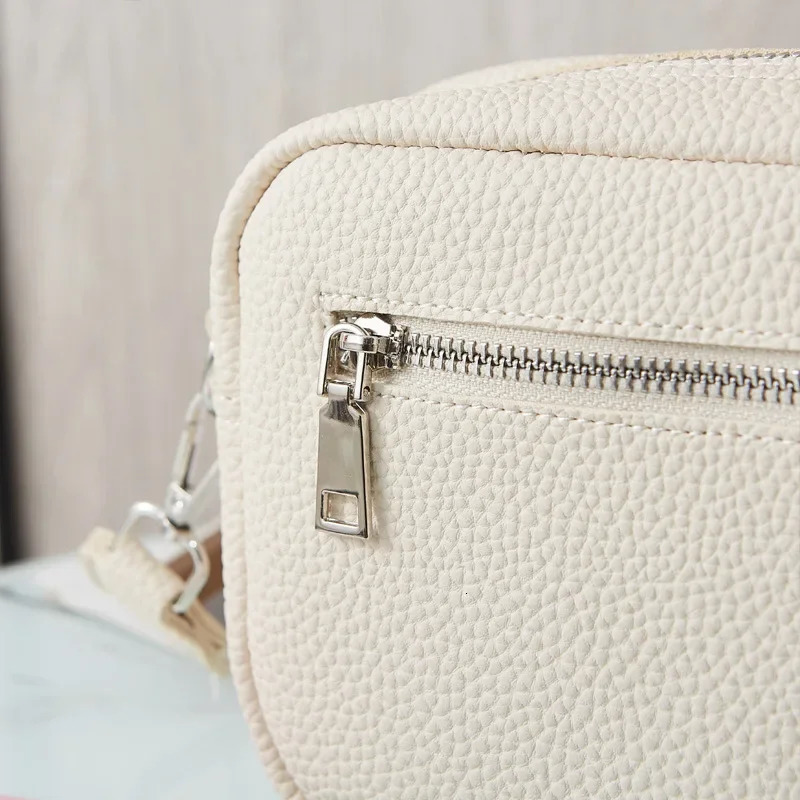 Fashionable Womens Bag New Small Square Bag Single Shoulder Diagonal Cross Bag Large Capacity Tote Bag Bucket Bag R250320
