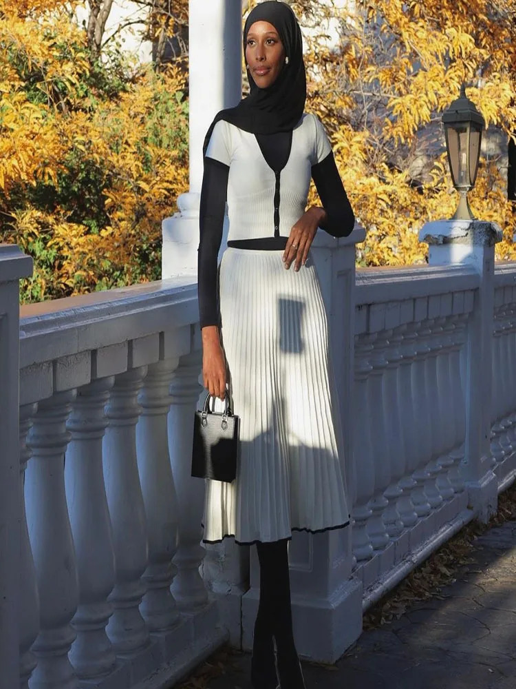 2024 Summer Women White long Skirt Suit Short Sleeve Vneck crop top pleated set elegant dress 2 piece skirt Plus Size S3XL 250320