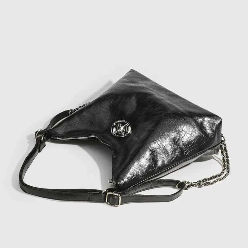 Large Capacity Crumpled Commuter Womens 2024 New Chain Backpack with Niche Design and Sensory Shoulder Tilt Y250319