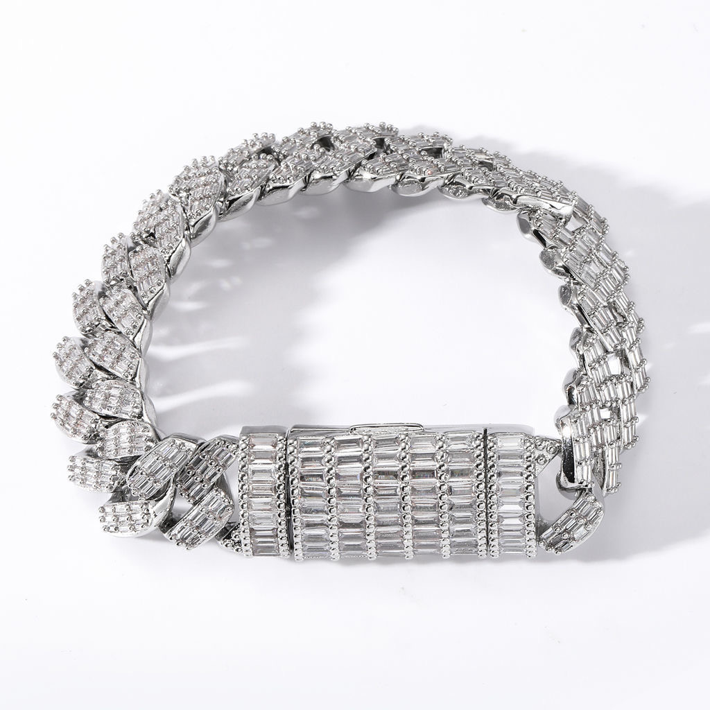 Personalized Hip Hop Cubic Zirconia Necklace Featuring VVS Grade Moissanite Stones & 20mm Cuban Link Chain